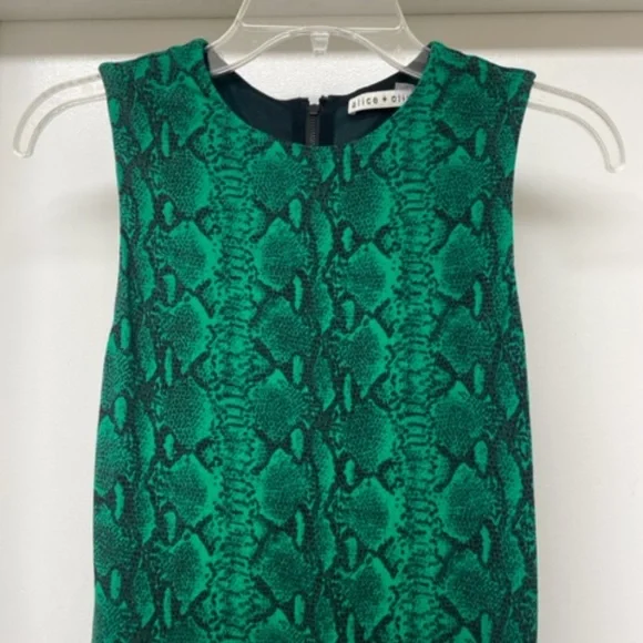 Alice + Olivia Delora Dress Green Snake Print EUC - Picture 4 of 8